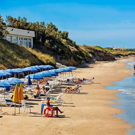 Marina di Sorso La Plage Noire Resort المظهر الخارجي الصورة