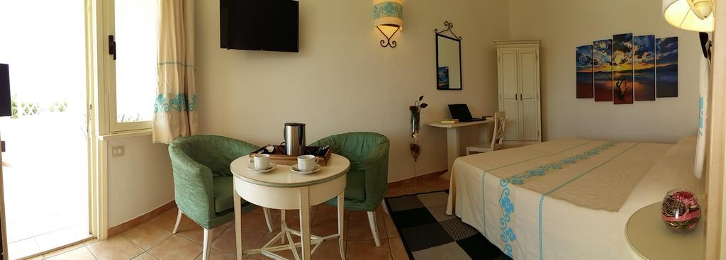 Marina di Sorso La Plage Noire Resort المظهر الخارجي الصورة