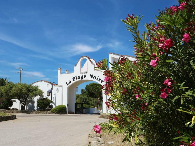 Marina di Sorso La Plage Noire Resort المظهر الخارجي الصورة